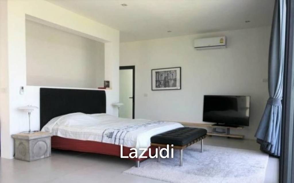 1,000 Sqm 4 Bed 4 Bath Villa For Sale