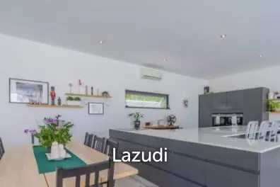 LA LUA : Modern 4 Bed 2 Storey Villa within Resort Complex with Great Views