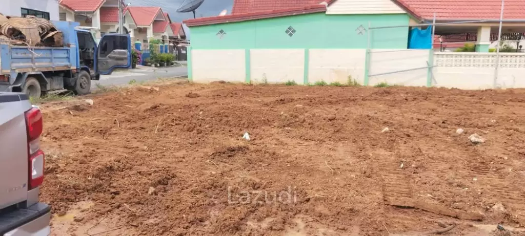 99 ตรว (396 ตรม) ที่ดิน สำหรับขาย ที่ สัตหีบ