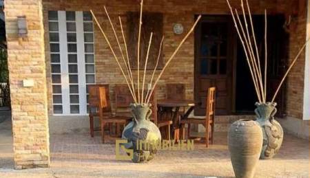 Gemeinschaftspool / Einstöckig / gepflegt