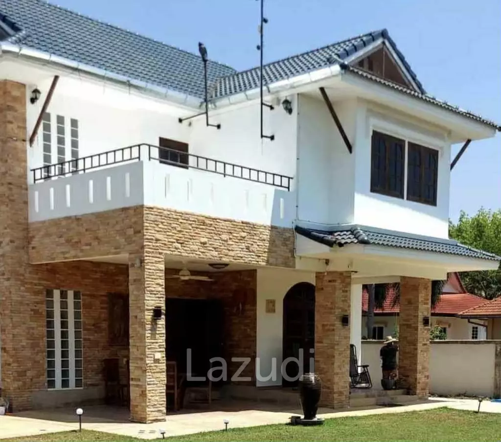 Baan Sabay Style: 2 bedroom Modern 2-Storey  Community pool
