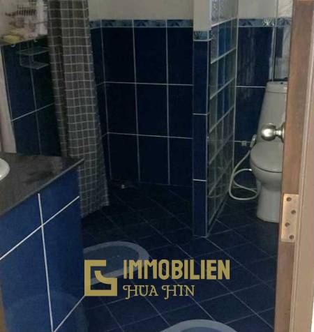 Gemeinschaftspool / Einstöckig / gepflegt