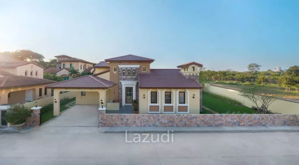3 Bedrooms 4 Bathrooms 280 SQ.M. Nusa Chivani