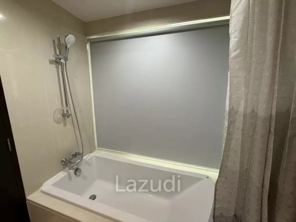 1 Bedroom 1 Bathroom 51.77 Sq.m Sky Walk Condominium