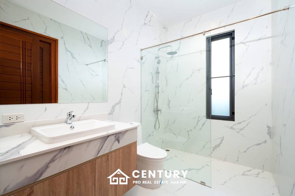 444 ตร.ม 3 เตียง 3 อาบน้ำ วิลล่า For ขาย