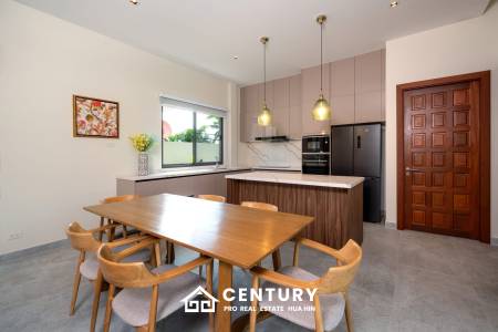 444 ตร.ม 3 เตียง 3 อาบน้ำ วิลล่า For ขาย