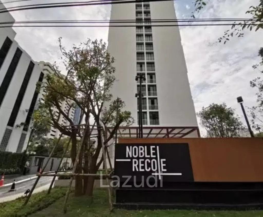 2 Bed Condo in Noble Recole Sukhumvit 19 Bangkok
