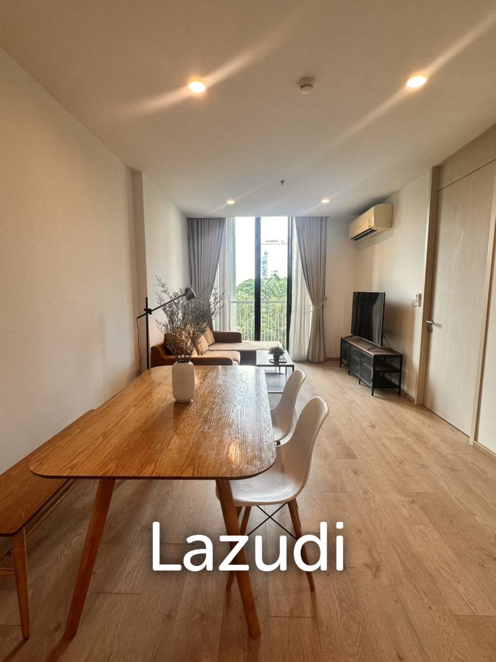2 Bed Condo in Noble Recole Sukhumvit 19 Bangkok