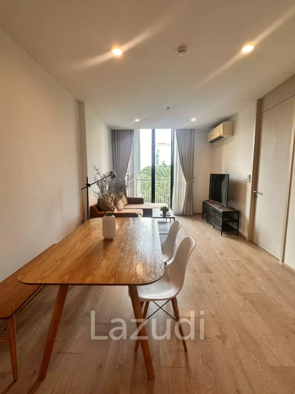 2 Bed Condo in Noble Recole Sukhumvit 19 Bangkok