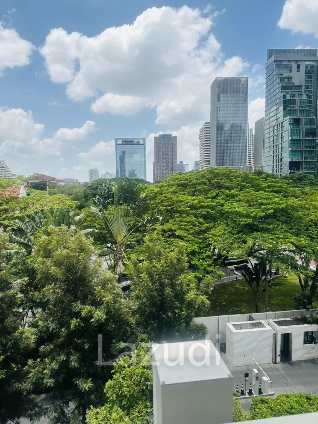2 Bed Condo in Noble Recole Sukhumvit 19 Bangkok