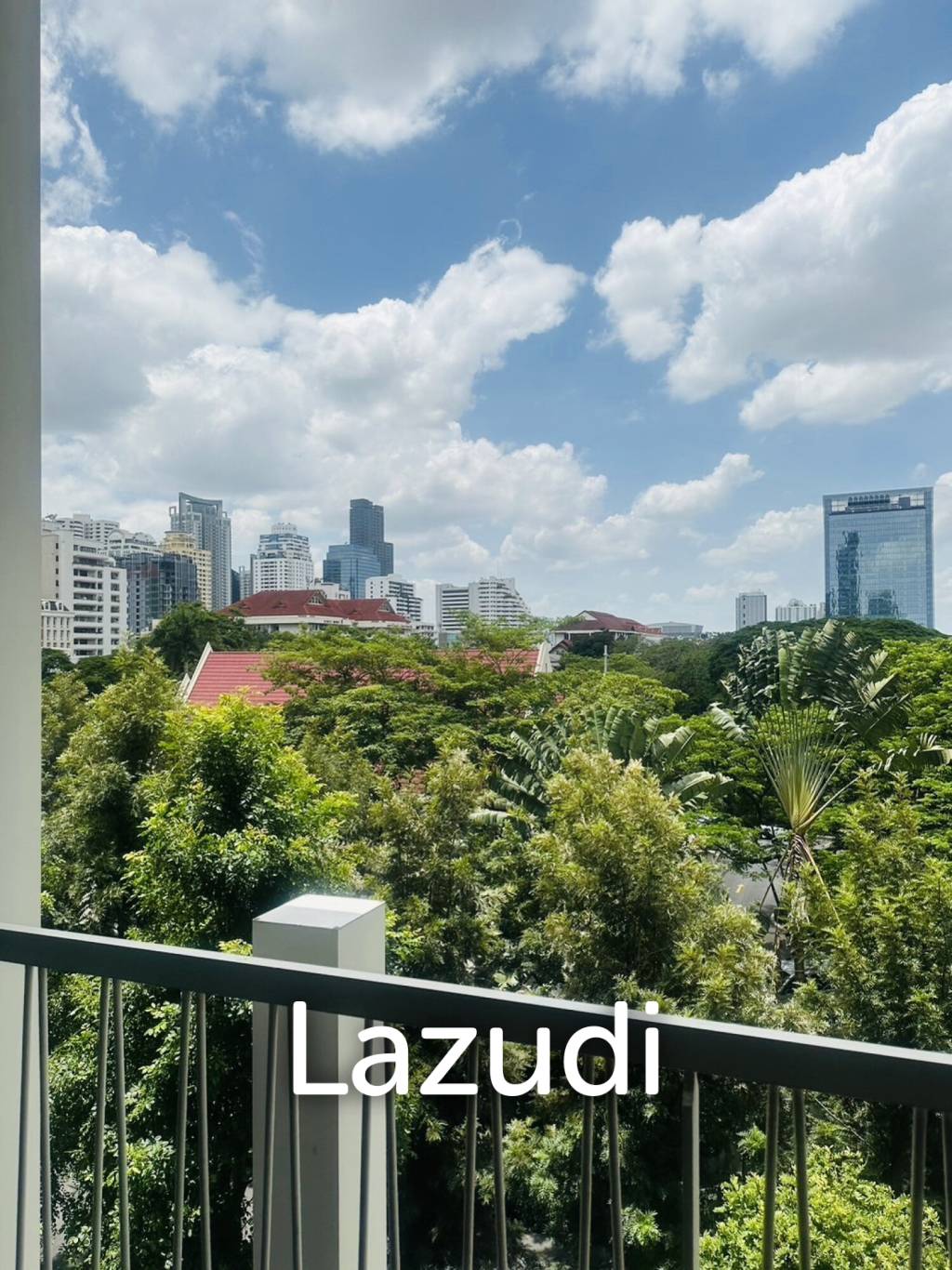 2 Bed Condo in Noble Recole Sukhumvit 19 Bangkok