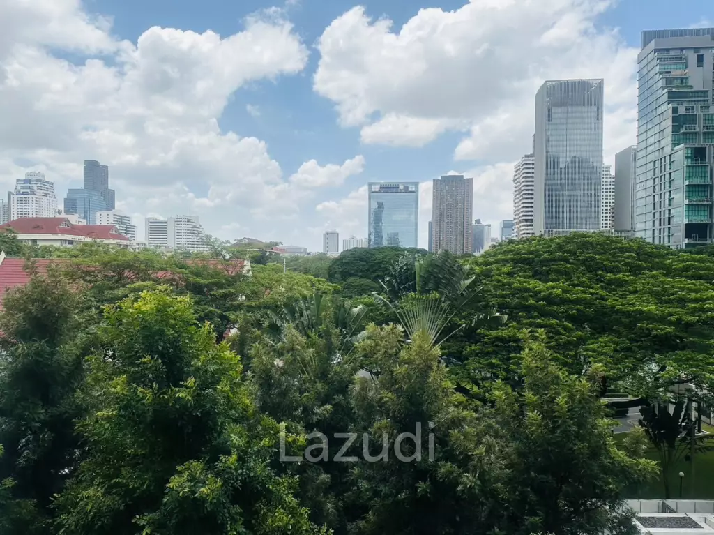 2 Bed Condo in Noble Recole Sukhumvit 19 Bangkok
