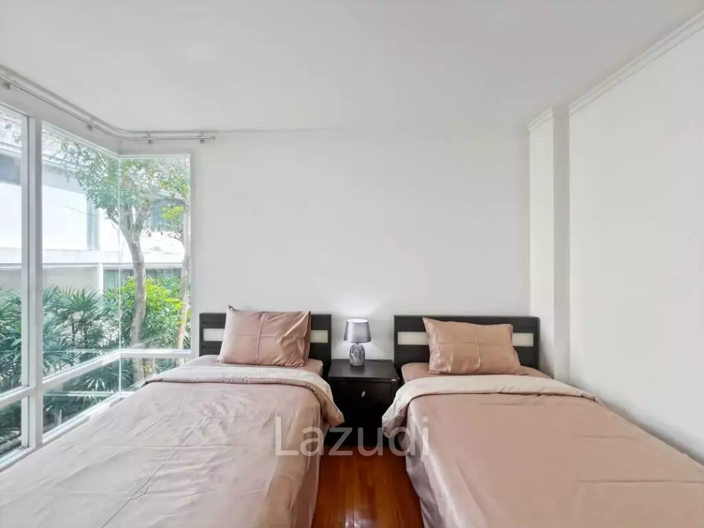 Baan Saen Ploen: 3 Bedroom Condo in Hua Hin Town Center