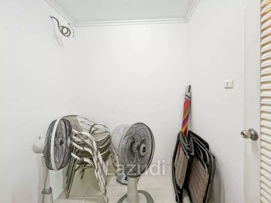 Baan Saen Ploen: 3 Bedroom Beach front Condo in Hua Hin Town Center