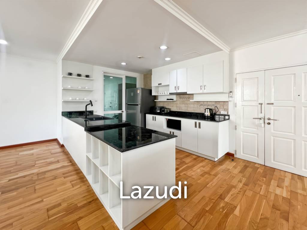 Baan Saen Ploen: 3 Bedroom Beach front Condo in Hua Hin Town Center