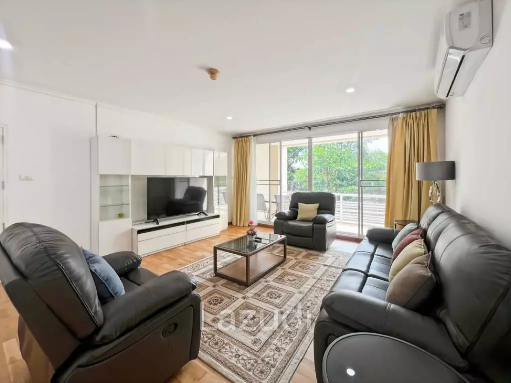 Baan Saen Ploen: 3 Bedroom Beach front Condo in Hua Hin Town Center