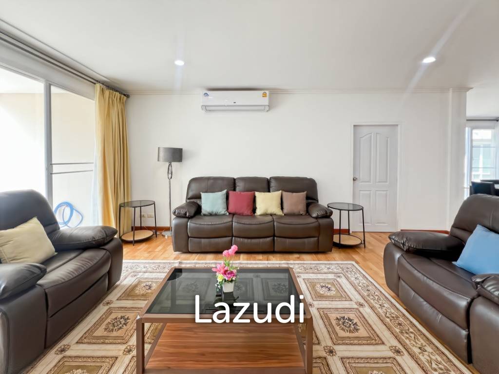 Baan Saen Ploen: 3 Bedroom Beach front Condo in Hua Hin Town Center