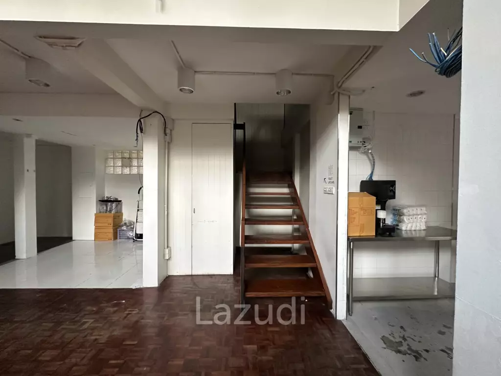 Unique Industrial Retail Space in Prime Sathon