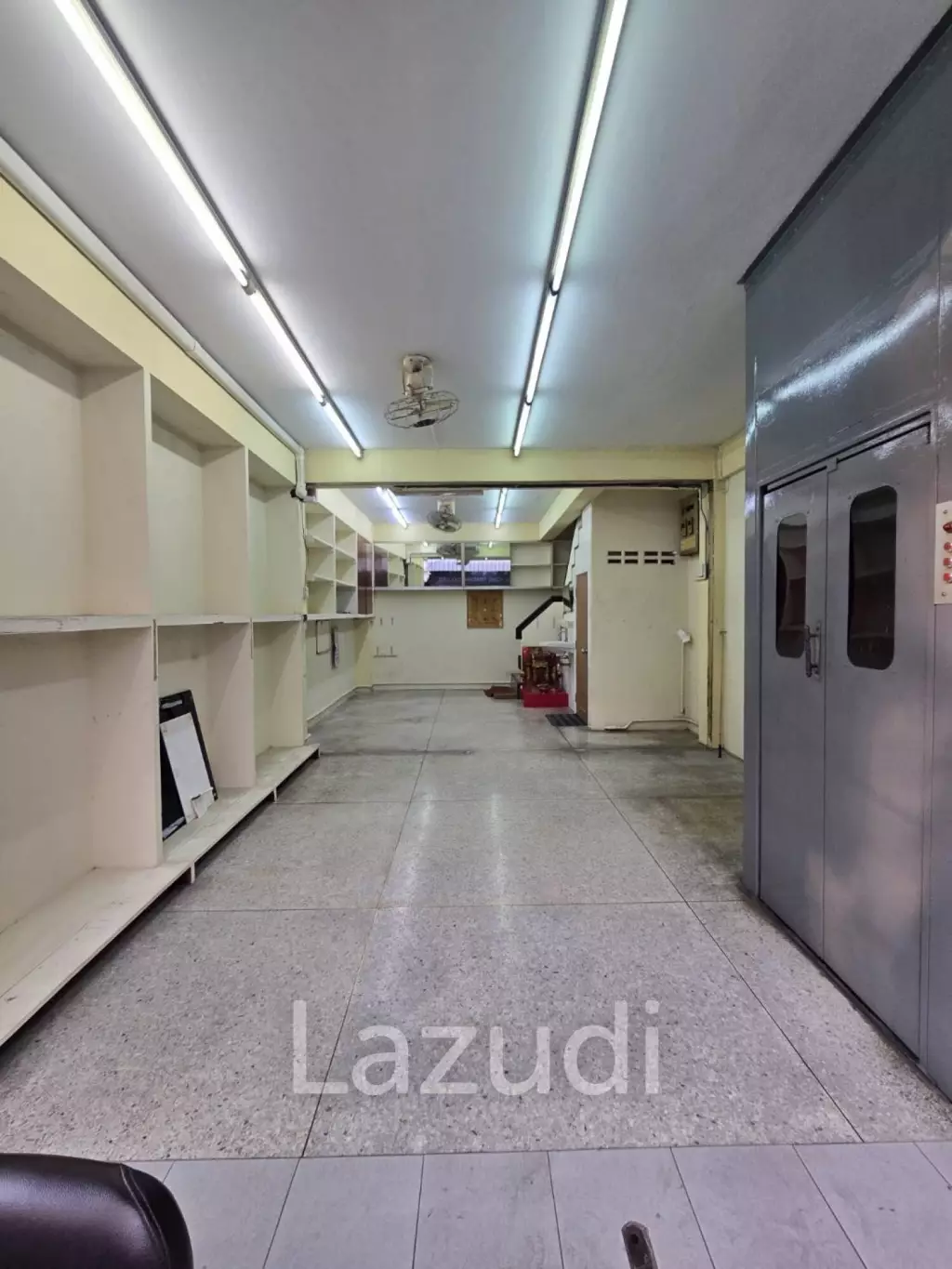 Prime Retail Space in Bangkok's Vibrant Chinatown