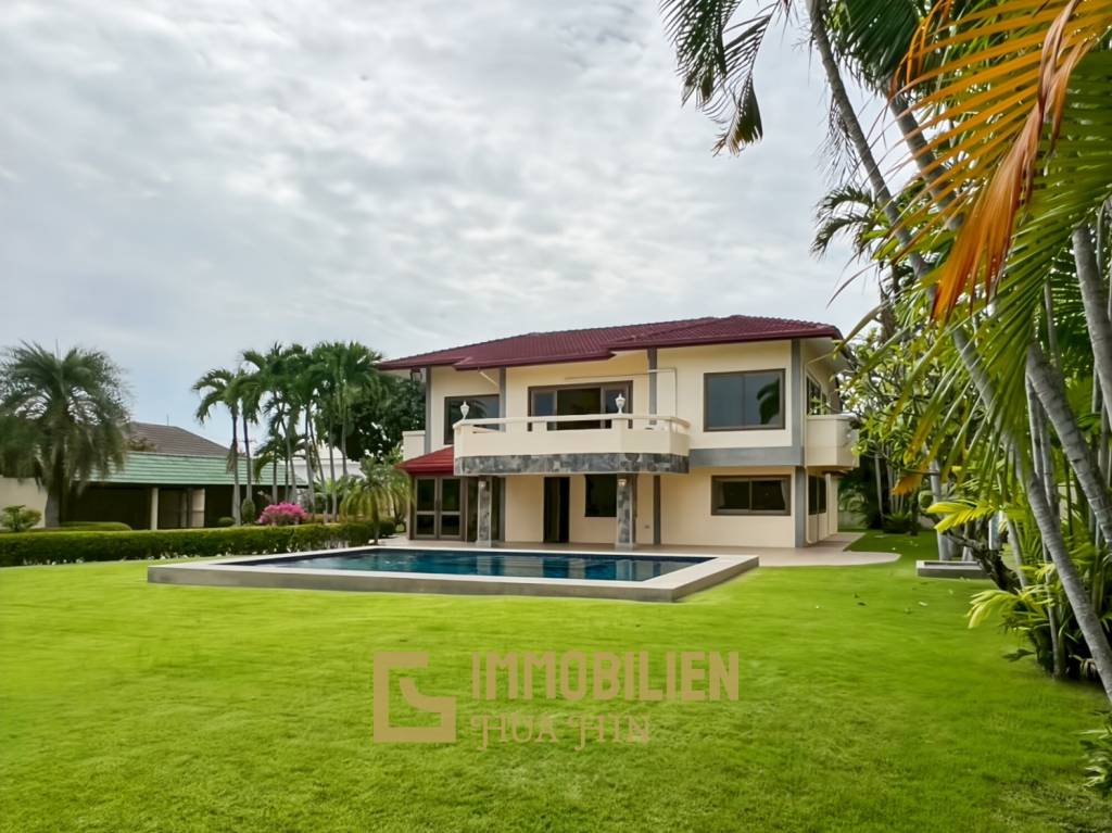 im Herzen der Stadt / 1.600 qm Grundstück / 270 qm Wohnfläche