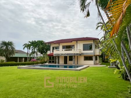 im Herzen der Stadt / 1.600 qm Grundstück / 270 qm Wohnfläche