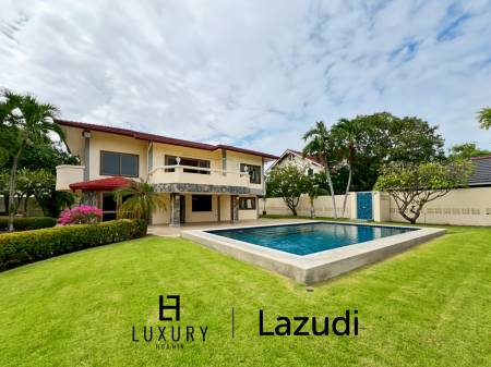 Exclusive 4 Bedroom Villa on 1 Rai Plot Just Steps from Soi 94