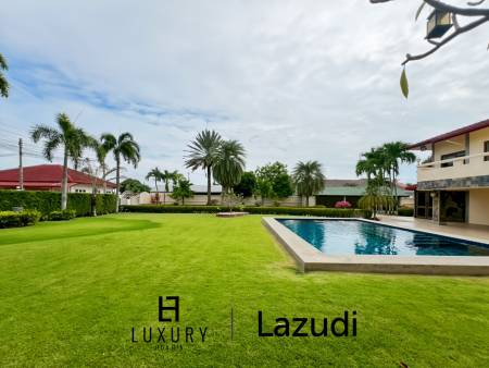 Exclusive 4 Bedroom Villa on 1 Rai Plot Just Steps from Soi 94