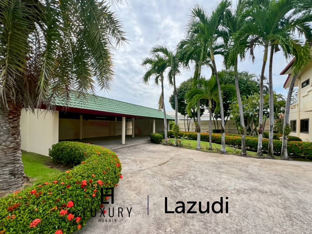 Exclusive 4 Bedroom Villa on 1 Rai Plot Just Steps from Soi 94