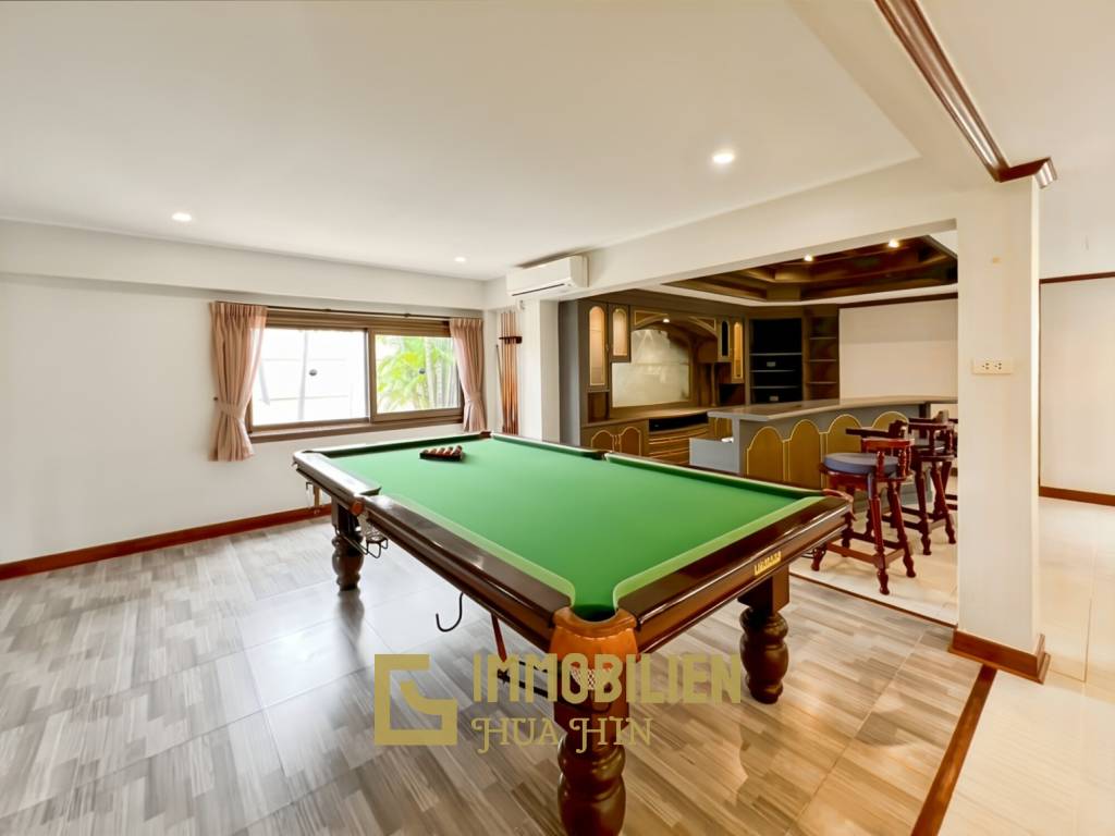 im Herzen der Stadt / 1.600 qm Grundstück / 270 qm Wohnfläche