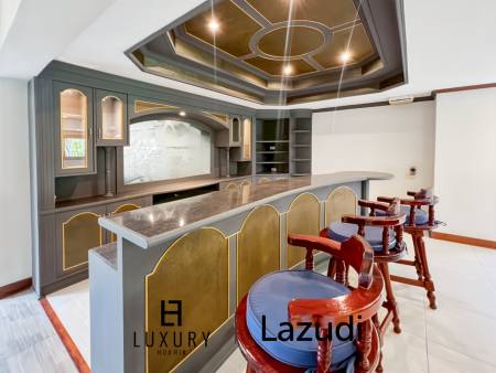 Exclusive 4 Bedroom Villa on 1 Rai Plot Just Steps from Soi 94