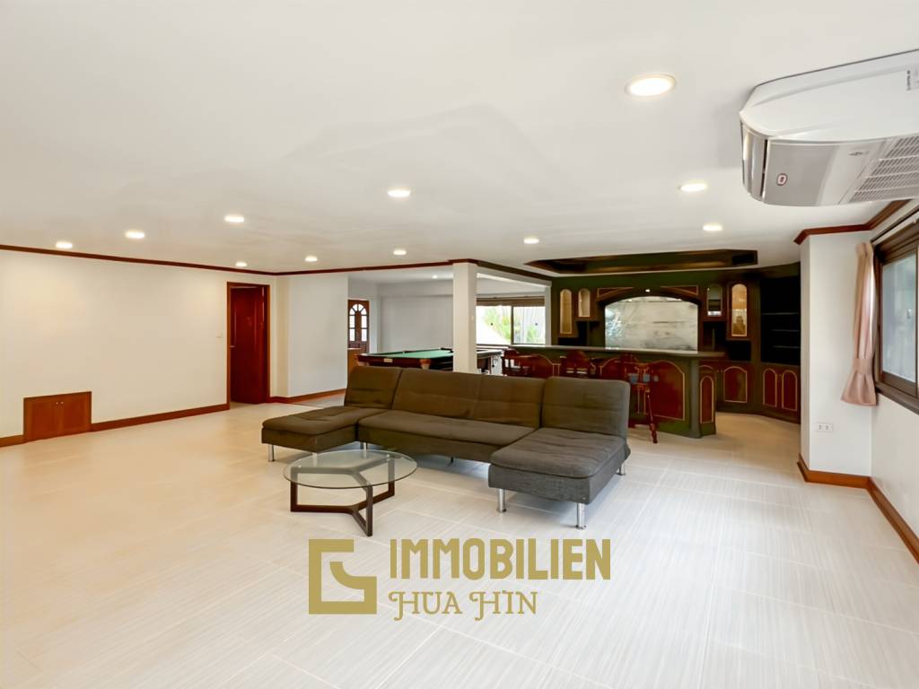 im Herzen der Stadt / 1.600 qm Grundstück / 270 qm Wohnfläche