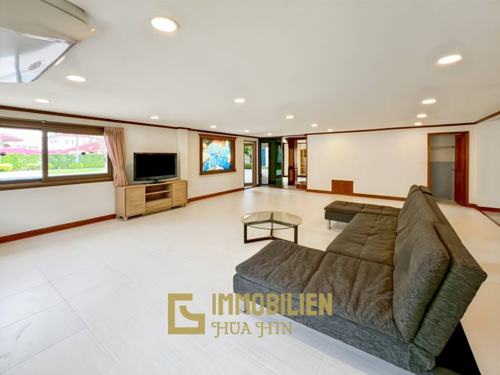 im Herzen der Stadt / 1.600 qm Grundstück / 270 qm Wohnfläche