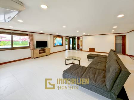 im Herzen der Stadt / 1.600 qm Grundstück / 270 qm Wohnfläche