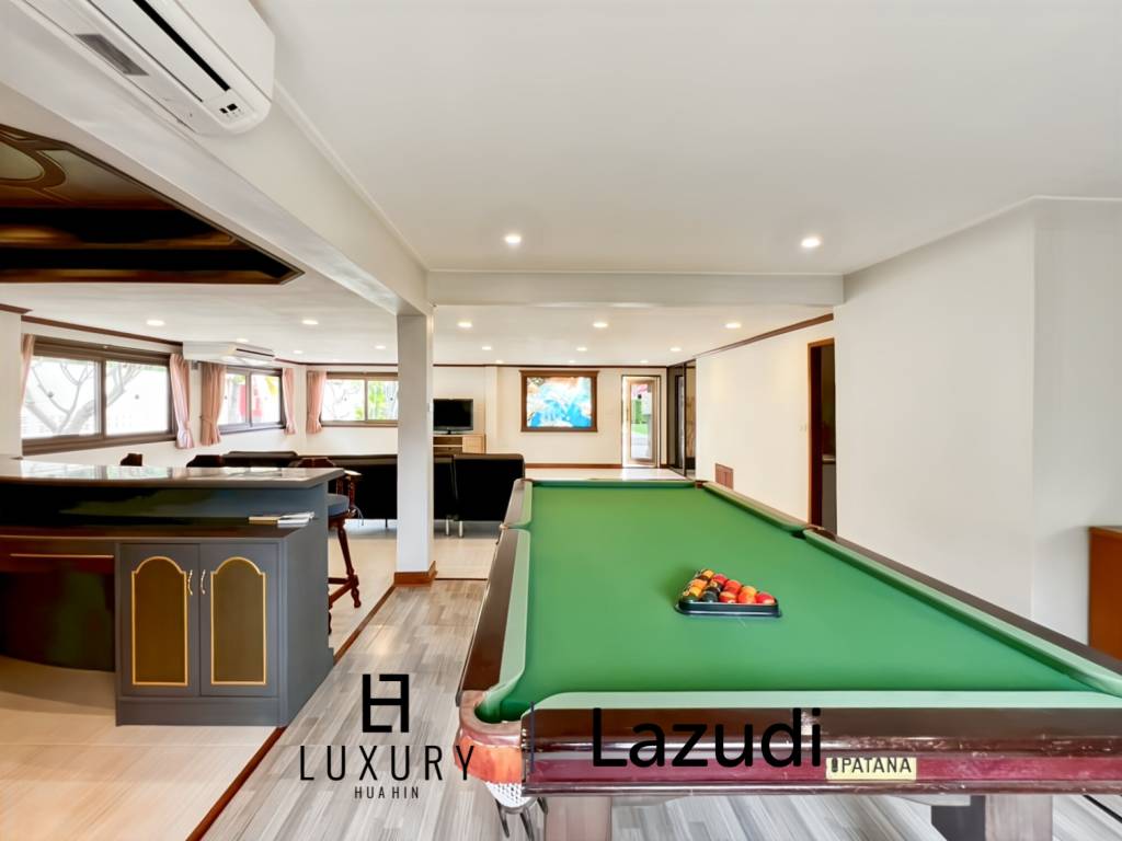 Exclusive 4 Bedroom Villa on 1 Rai Plot Just Steps from Soi 94