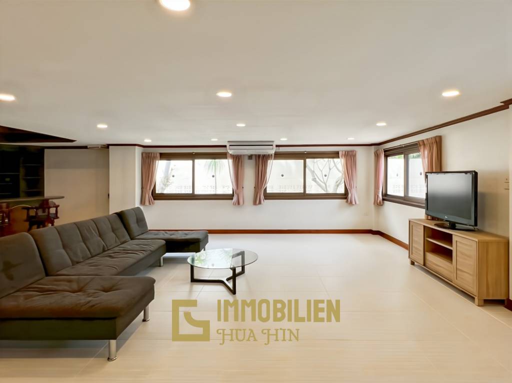 im Herzen der Stadt / 1.600 qm Grundstück / 270 qm Wohnfläche