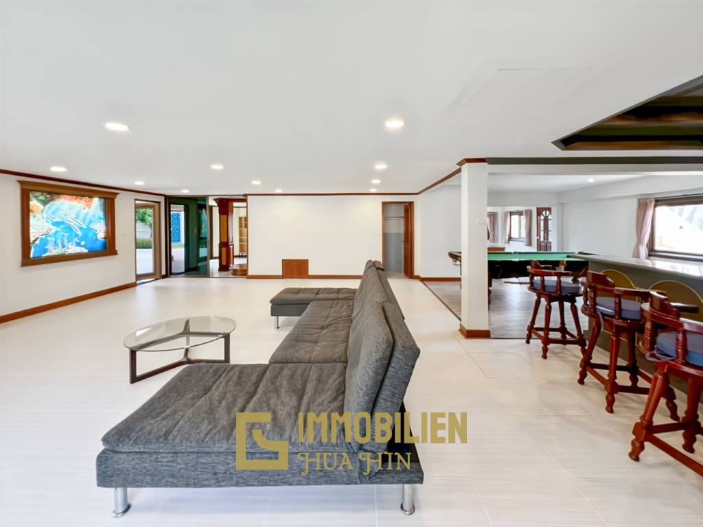 im Herzen der Stadt / 1.600 qm Grundstück / 270 qm Wohnfläche