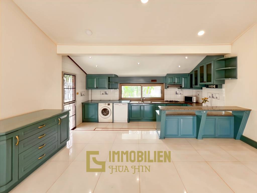 im Herzen der Stadt / 1.600 qm Grundstück / 270 qm Wohnfläche