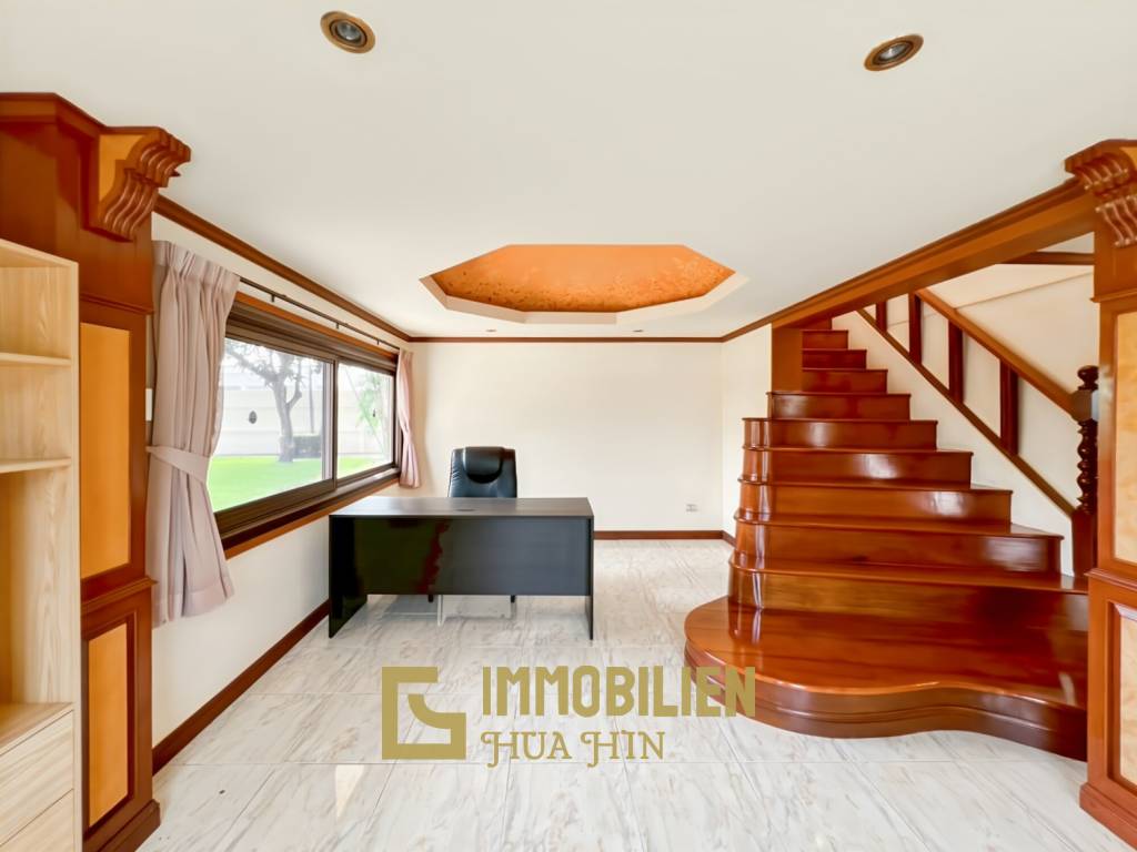 im Herzen der Stadt / 1.600 qm Grundstück / 270 qm Wohnfläche