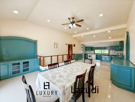 Exclusive 4 Bedroom Villa on 1 Rai Plot Just Steps from Soi 94
