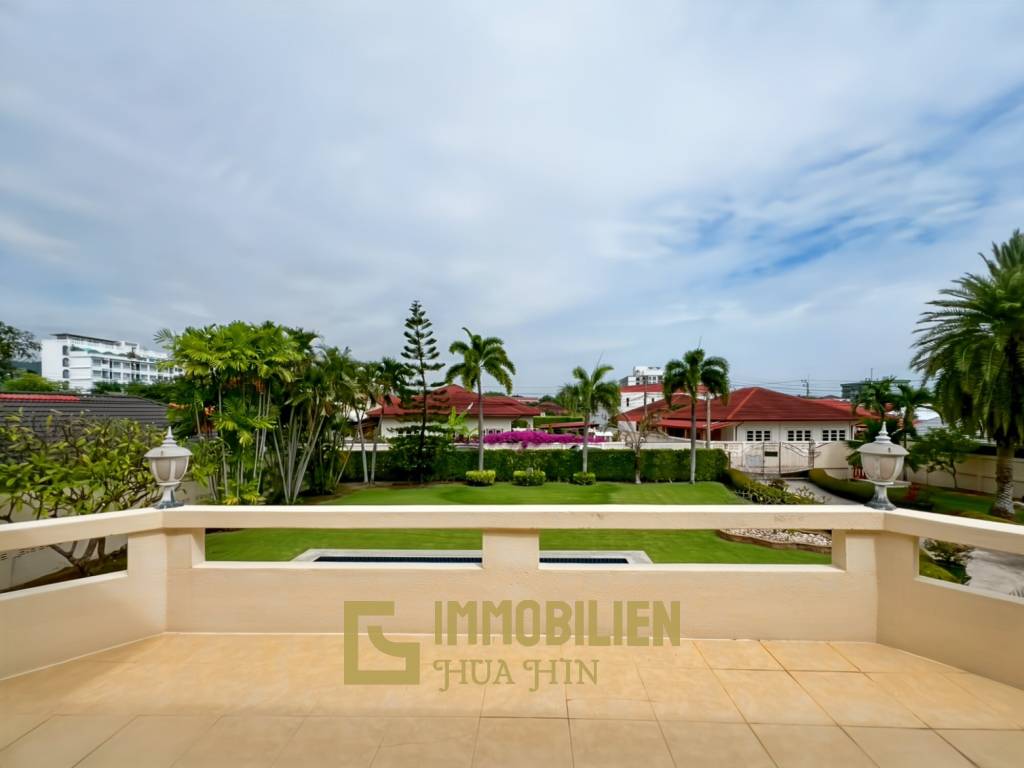 im Herzen der Stadt / 1.600 qm Grundstück / 270 qm Wohnfläche