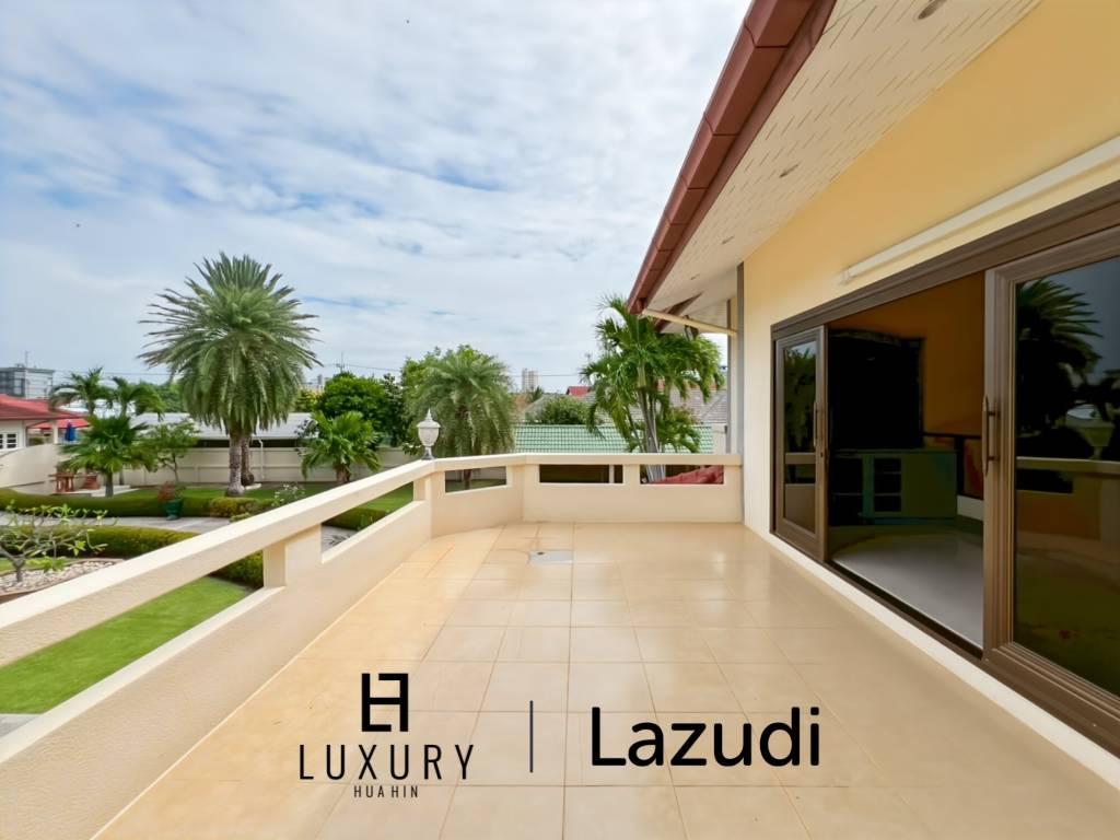 Exclusive 4 Bedroom Villa on 1 Rai Plot Just Steps from Soi 94