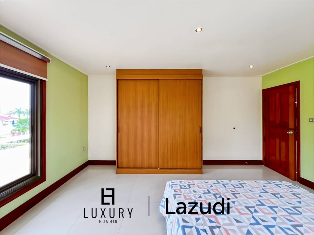 Exclusive 4 Bedroom Villa on 1 Rai Plot Just Steps from Soi 94