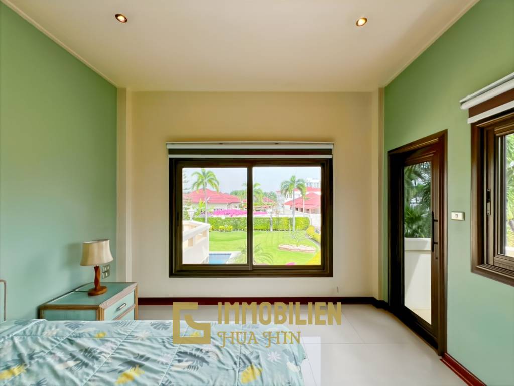 im Herzen der Stadt / 1.600 qm Grundstück / 270 qm Wohnfläche