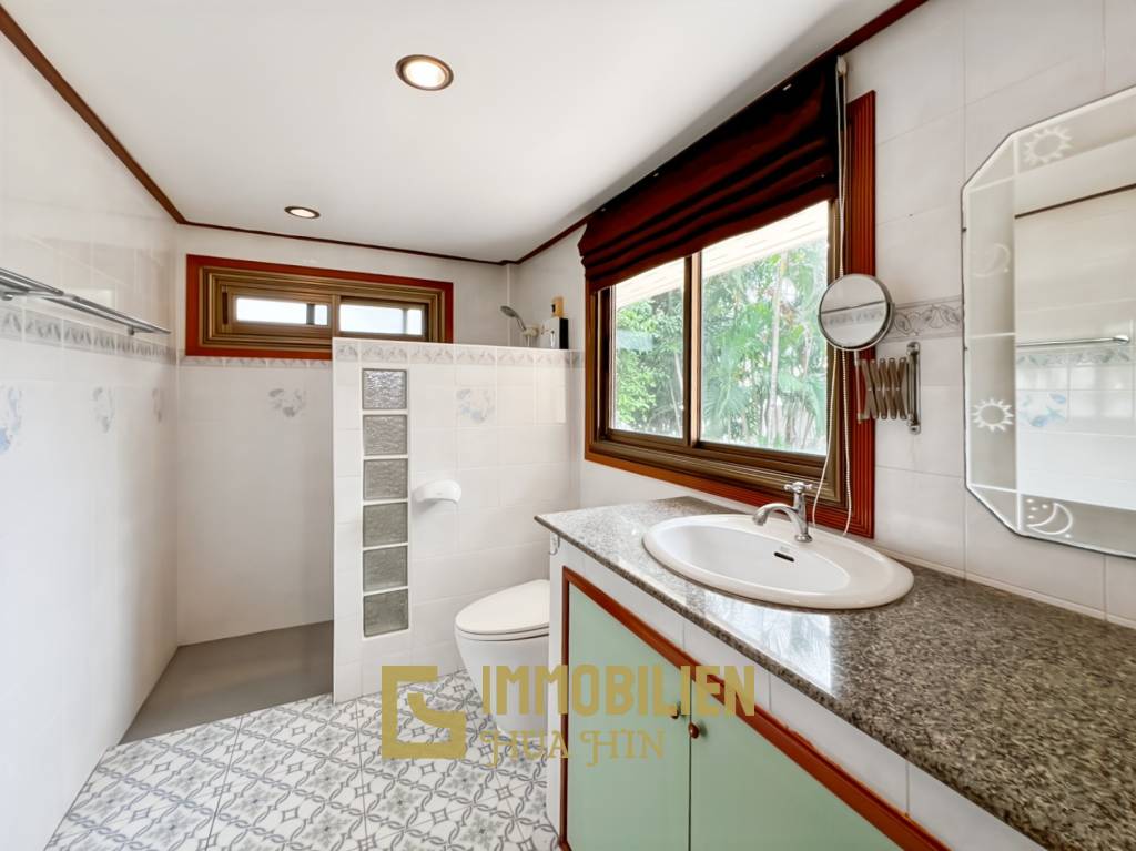 im Herzen der Stadt / 1.600 qm Grundstück / 270 qm Wohnfläche