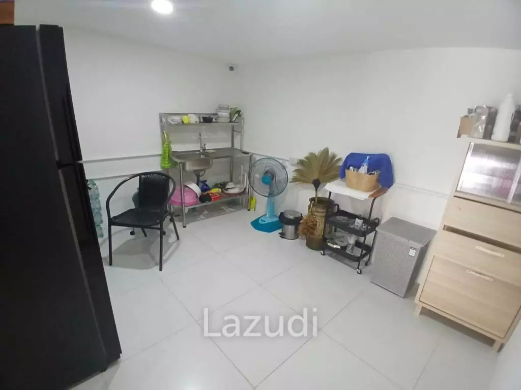 Modern Beauty Salon And Nail Bar for Sale