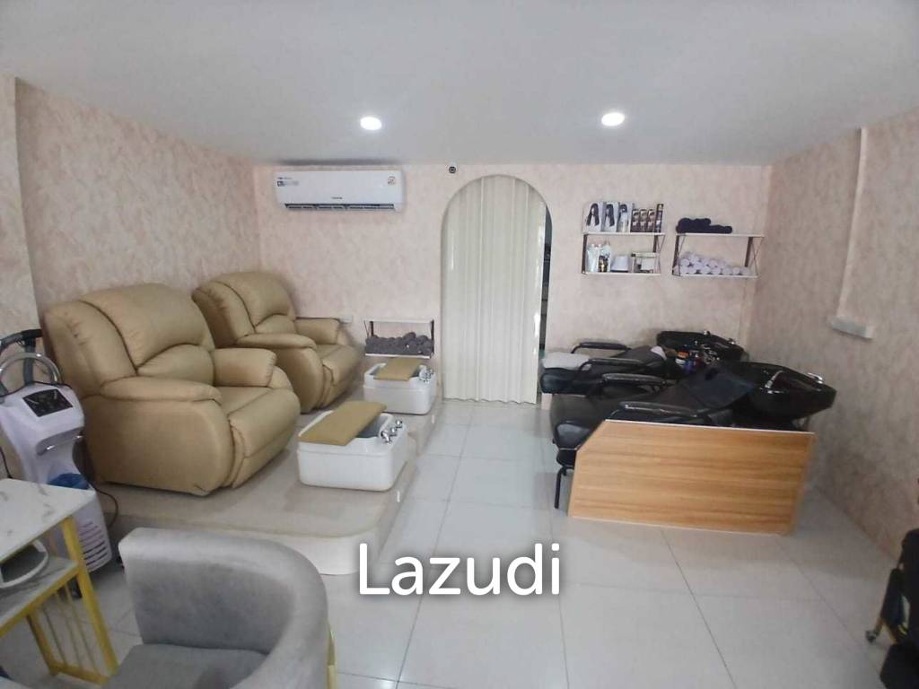 Modern Beauty Salon And Nail Bar for Sale