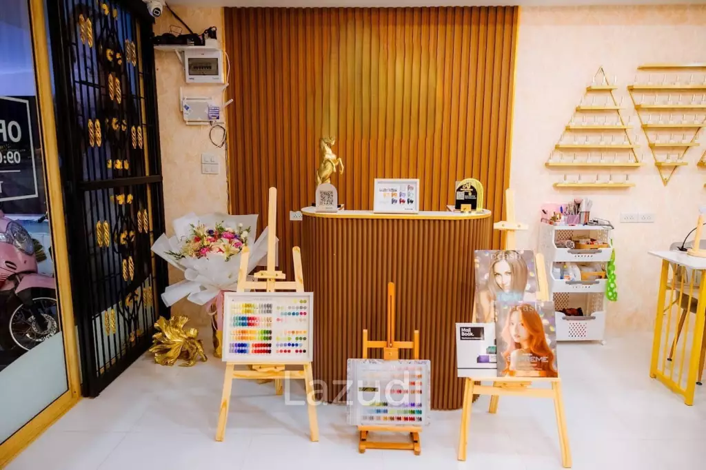 Modern Beauty Salon And Nail Bar for Sale
