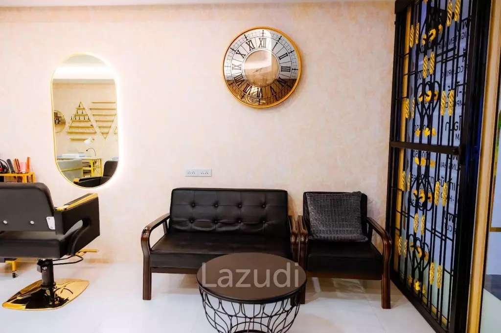 Modern Beauty Salon And Nail Bar for Sale