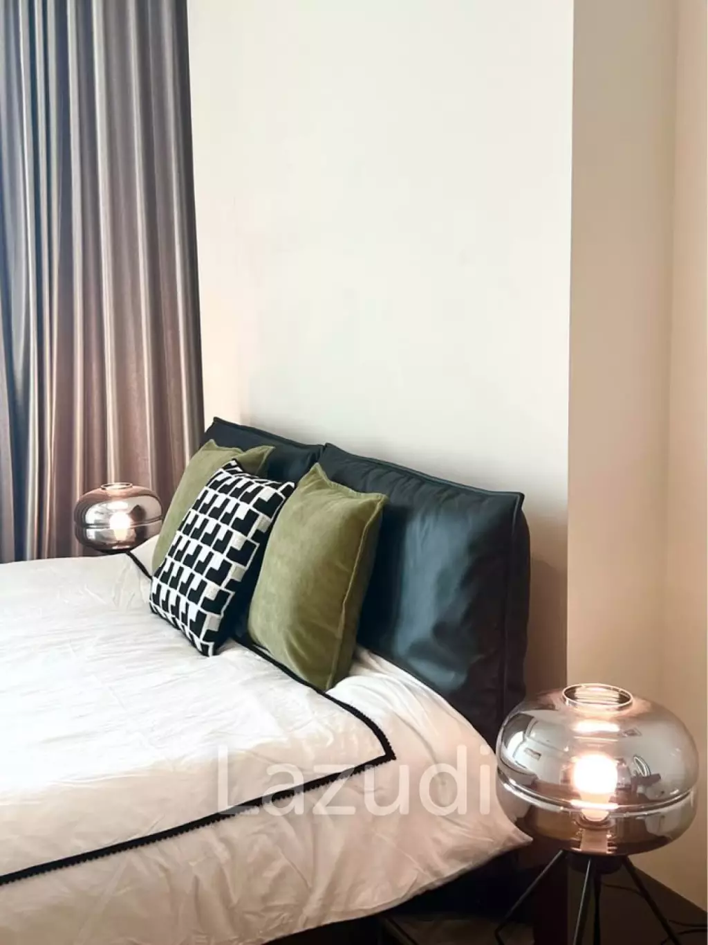 1 Bedroom 1 Bathroom 69 Sq.m The River Condominium