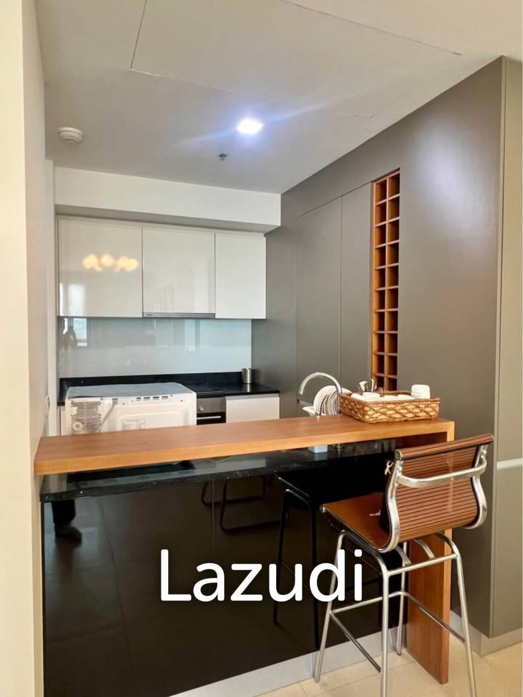 1 Bedroom 1 Bathroom 69 Sq.m The River Condominium